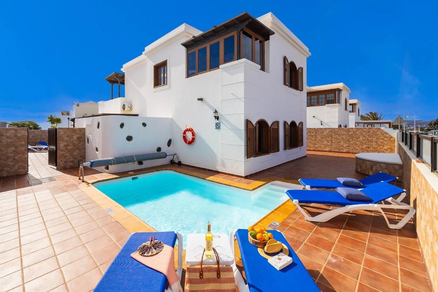 Villa Eugina contacts